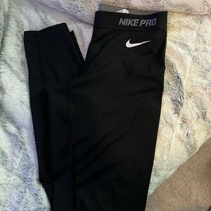 Nike Pro Dry-Fit Leggings